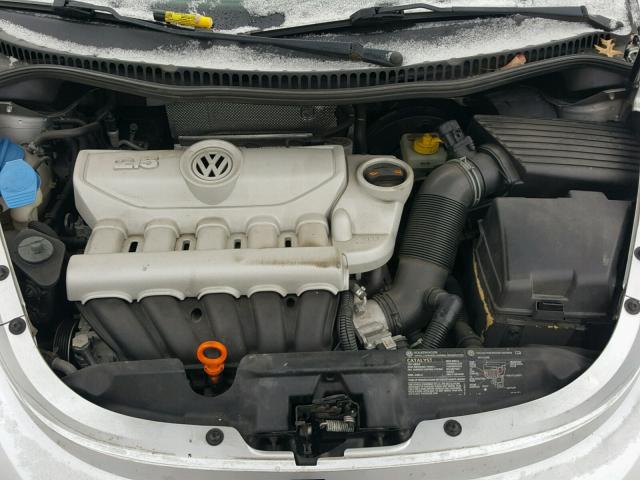 3VWRW31C57M505858 - 2007 VOLKSWAGEN NEW BEETLE 银色 照片 7