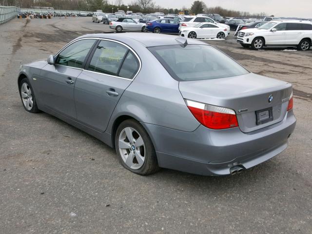 WBANF73516CU19970 - 2006 BMW 530 XI GRAY photo 3