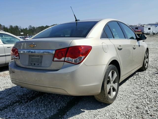 1G1PG5S90B7156559 - 2011 CHEVROLET CRUZE LT GOLD photo 4