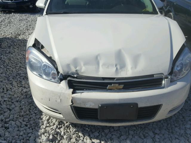 2G1WT58N479295966 - 2007 CHEVROLET IMPALA LT WHITE photo 9