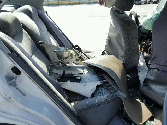 2HGEJ6677WH627438 - 1998 HONDA CIVIC LX WHITE photo 6