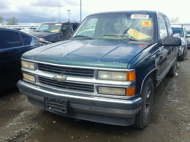 1GCEC19M4TE156817 - 1996 CHEVROLET GMT-400 C1 GREEN photo 2