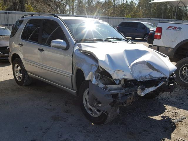 4JGAB54E72A364989 - 2002 MERCEDES-BENZ ML 320 SILVER photo 1