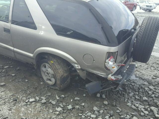 1GKCT18W6XK513064 - 1999 GMC JIMMY Gri fotoğraf 9