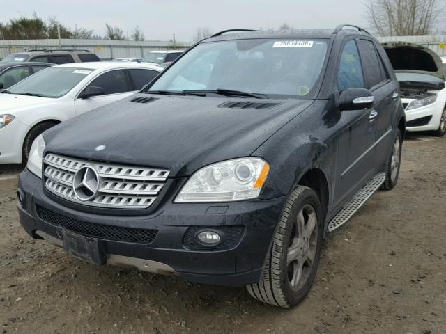 4JGBB22E38A388964 - 2008 MERCEDES-BENZ ML 320 CDI BLACK photo 2