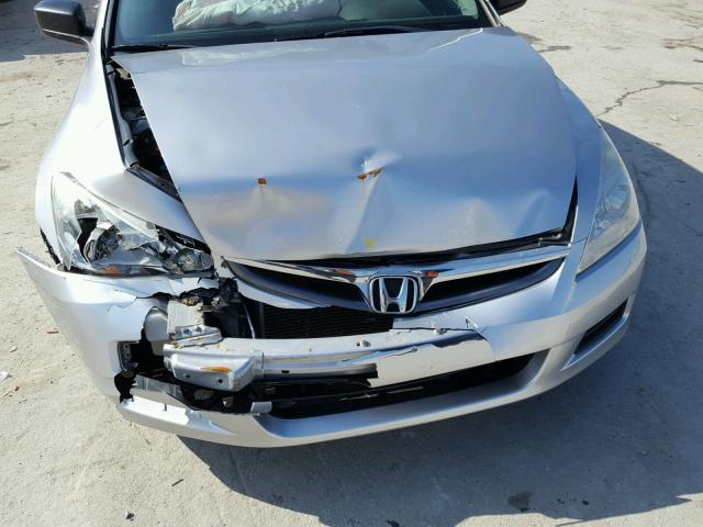 1HGCM56137A088644 - 2007 HONDA ACCORD VAL SILVER photo 9