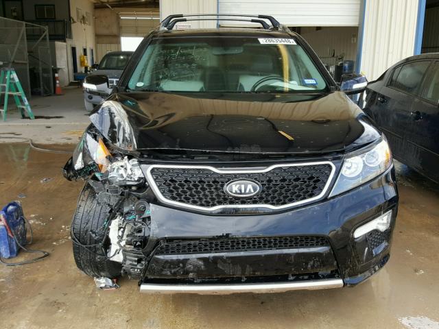 5XYKW4A25CG248998 - 2012 KIA SORENTO SX BLACK photo 9