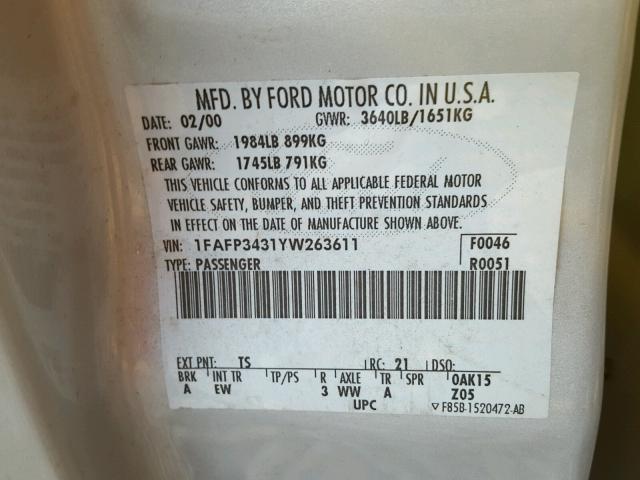 1FAFP3431YW263611 - 2000 FORD FOCUS SE SILVER photo 10