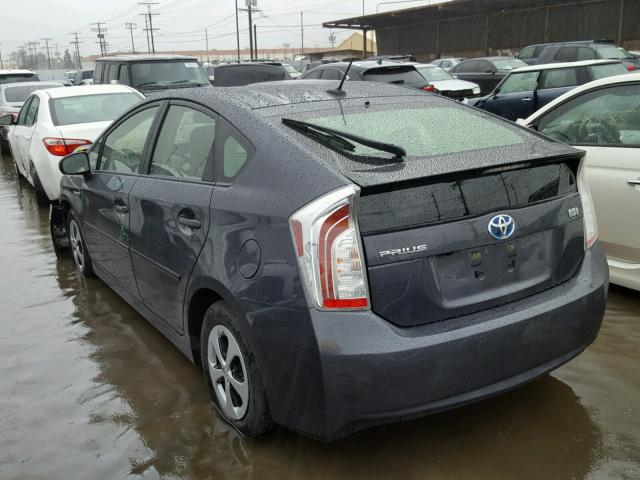 JTDKN3DU0E1747804 - 2014 TOYOTA PRIUS GRAY photo 3