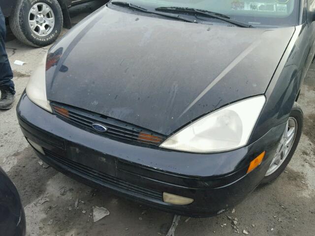 1FAFP3438YW293026 - 2000 FORD FOCUS SE BLACK photo 9