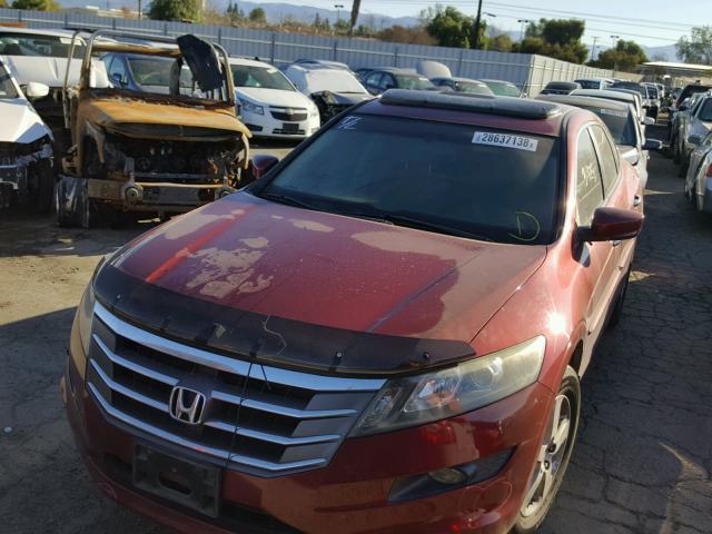 5J6TF1H39AL007460 - 2010 HONDA ACCORD CRO RED photo 2