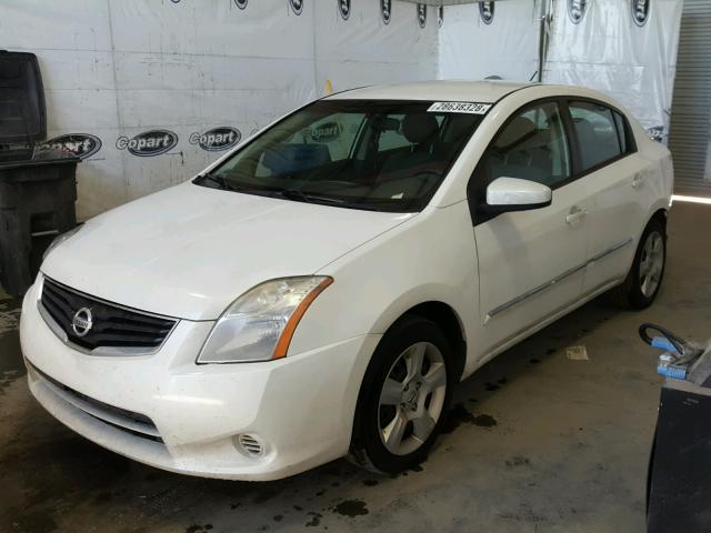 3N1AB6AP4CL725723 - 2012 NISSAN SENTRA 2.0 WHITE photo 2