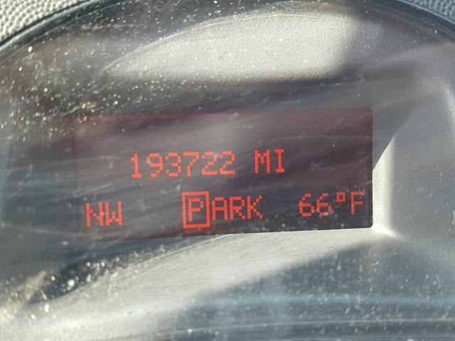 2G2WP552481128954 - 2008 PONTIAC GRAND PRIX GRAY photo 8