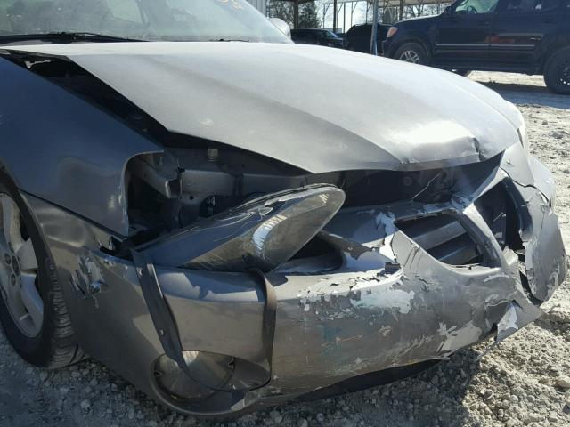 2G2WP552481128954 - 2008 PONTIAC GRAND PRIX GRAY photo 9