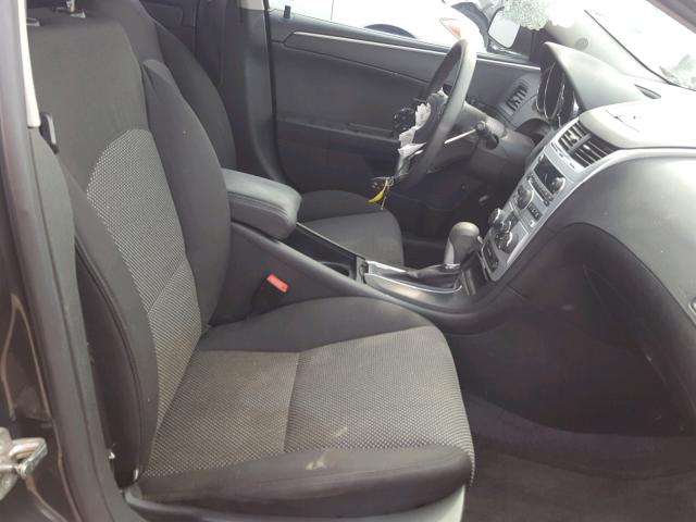 1G1ZC5E01CF334889 - 2012 CHEVROLET MALIBU 1LT 灰色 照片 5