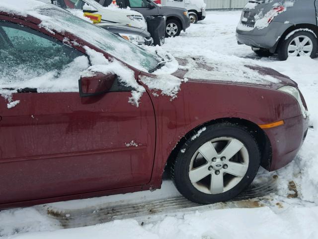 3FAHP07Z17R207290 - 2007 FORD FUSION SE MAROON photo 9