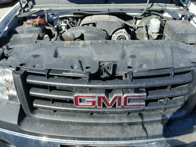 1GTN2TE02DZ277342 - 2013 GMC SIERRA K15 WHITE photo 7