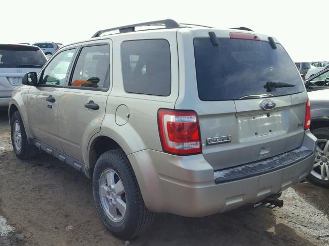 1FMCU0DG0AKA54618 - 2010 FORD ESCAPE XLT TAN photo 3