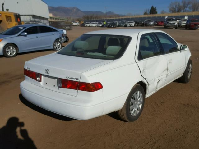 4T1BG22K21U852533 - 2001 TOYOTA CAMRY CE WHITE photo 4