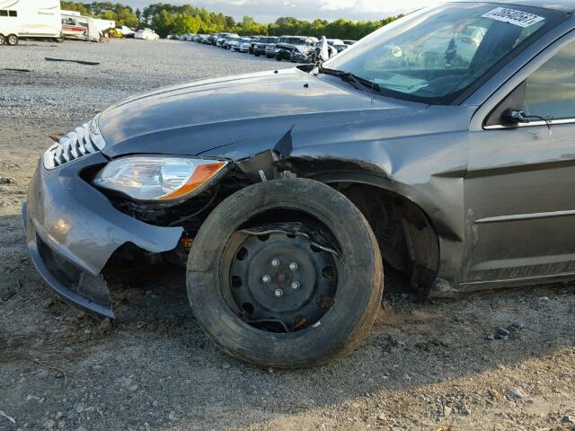 1C3CCBAB3CN273090 - 2012 CHRYSLER 200 LX GRAY photo 10