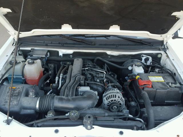 1GCDSEFP3B8132557 - 2011 CHEVROLET COLORADO L WHITE photo 7