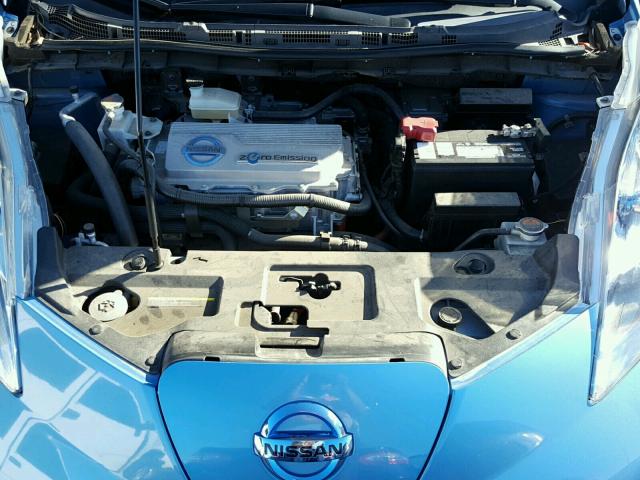 JN1AZ0CP3BT000646 - 2011 NISSAN LEAF SV BLUE photo 7