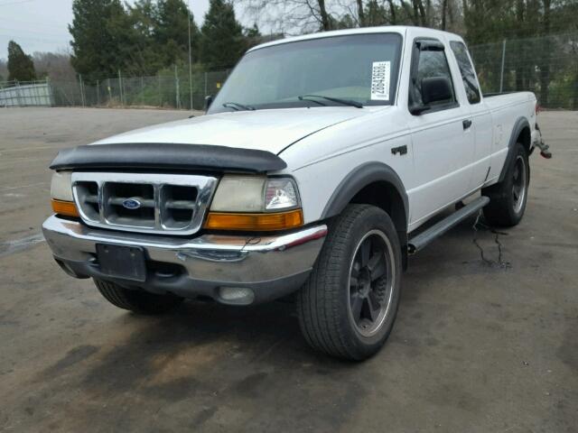 1FTZR15XXYTA99784 - 2000 FORD RANGER SUP WHITE photo 2