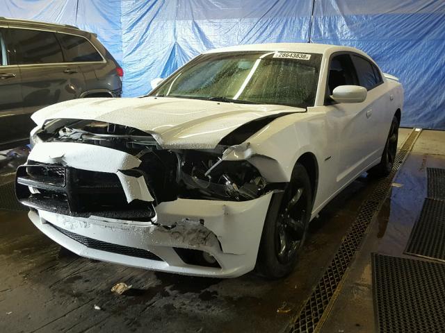 2C3CDXCT9EH353571 - 2014 DODGE CHARGER R/ WHITE photo 2