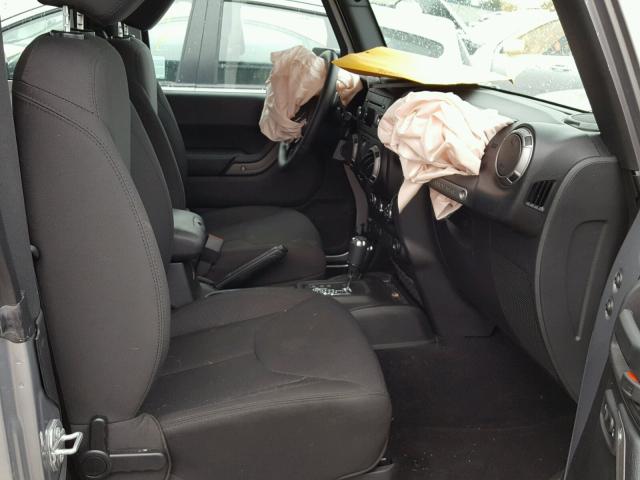 1C4AJWAG0HL529815 - 2017 JEEP WRANGLER S GRAY photo 5