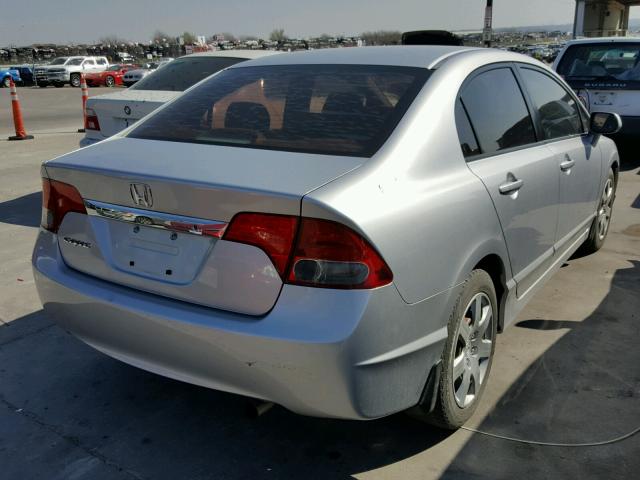 2HGFA16529H362602 - 2009 HONDA CIVIC LX SILVER photo 4