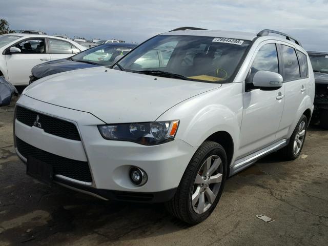 JA4JS4AX7AZ014566 - 2010 MITSUBISHI OUTLANDER WHITE photo 2