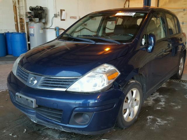 3N1BC13E47L420096 - 2007 NISSAN VERSA S BLUE photo 2