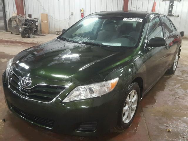 4T4BF3EK2AR074759 - 2010 TOYOTA CAMRY BASE GREEN photo 2