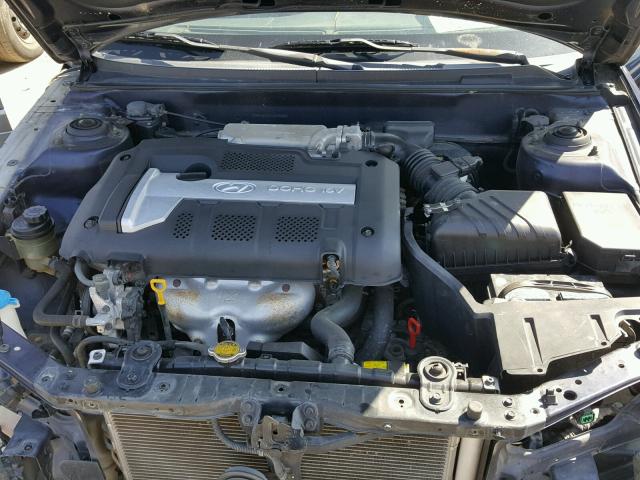 KMHDN46D54U836885 - 2004 HYUNDAI ELANTRA GL BLUE photo 7