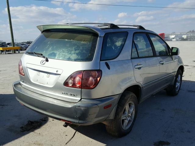 JT6HF10U3Y0151315 - 2000 LEXUS RX 300 SILVER photo 4