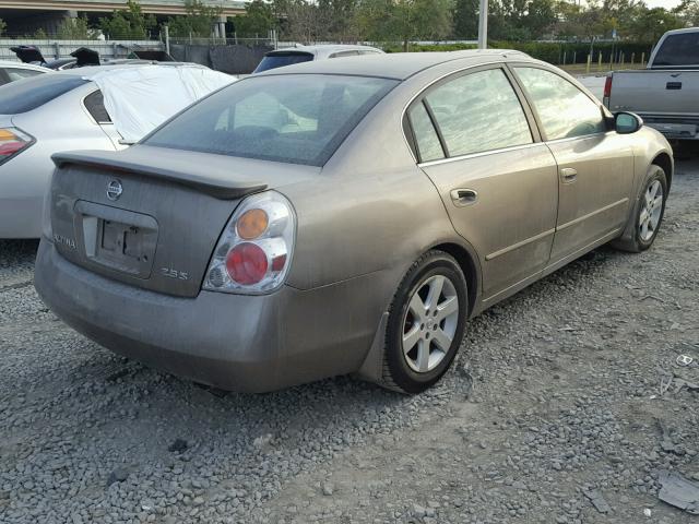 1N4AL11D02C111383 - 2002 NISSAN ALTIMA BAS GRAY photo 4