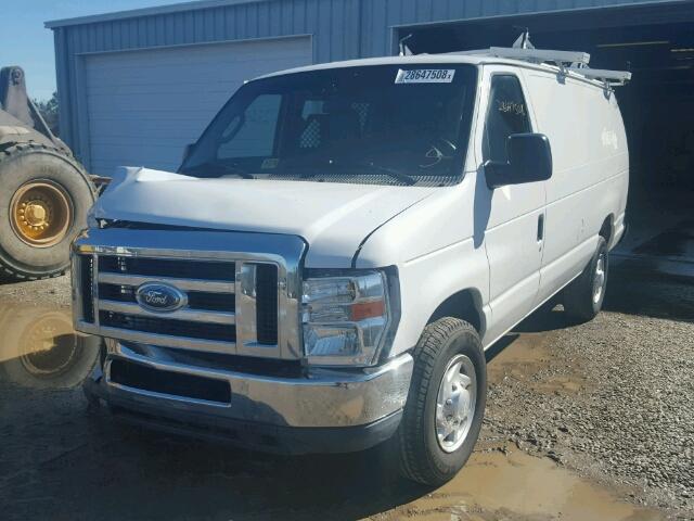 1FTSS3EL5BDB01716 - 2011 FORD ECONOLINE WHITE photo 2