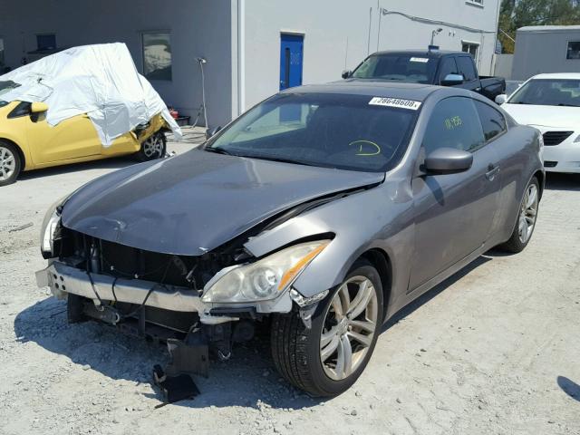 JNKCV64E68M118919 - 2008 INFINITI G37 BASE GRAY photo 2