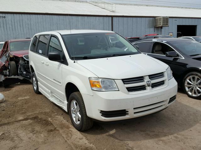 2D4RN4DE6AR296965 - 2010 DODGE GRAND CARA WHITE photo 1