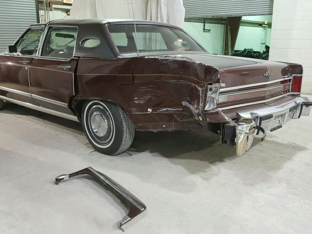 7Y82A912533 - 1977 LINCOLN CONTINENTA RED photo 9