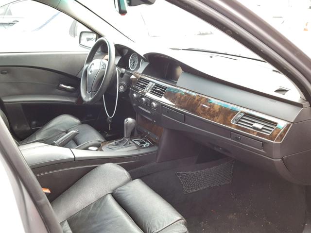 WBANB33535CN66634 - 2005 BMW 545 I SILVER photo 5