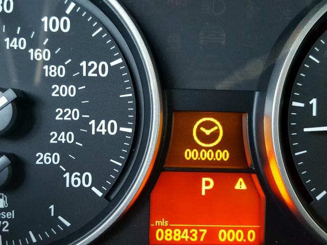 WBAPN7C50BA949607 - 2011 BMW 335 D WHITE photo 8