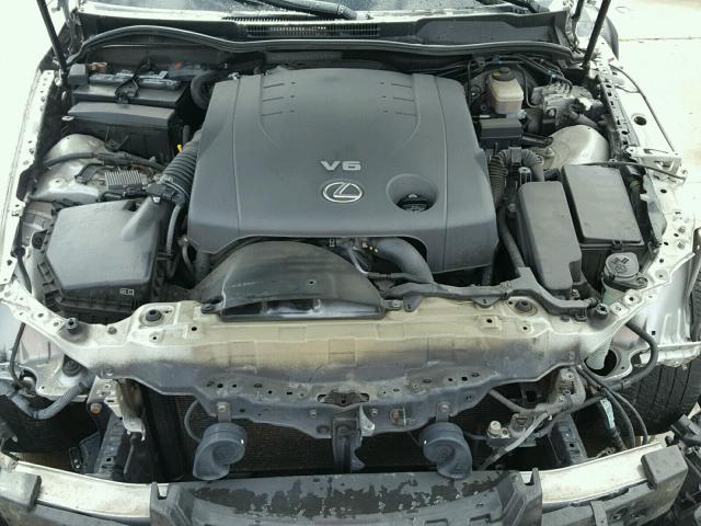 JTHCK262662006375 - 2006 LEXUS IS 250 SILVER photo 7