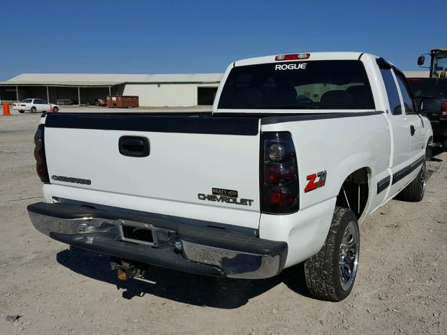 1GCEK19T5YZ245645 - 2000 CHEVROLET SILVERADO WHITE photo 4