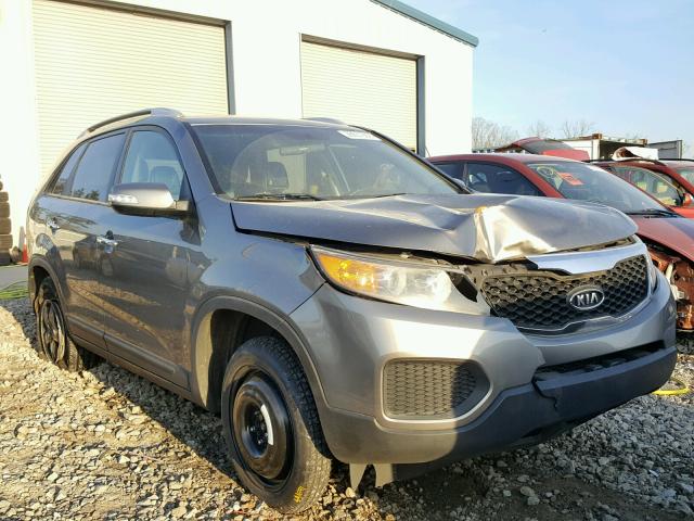 5XYKT4A26BG045674 - 2011 KIA SORENTO BA GRAY photo 1