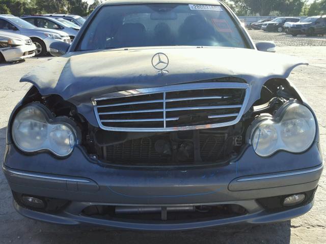 WDBRF52H47A928385 - 2007 MERCEDES-BENZ C 230 BLUE photo 9