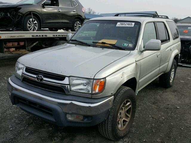 JT3HN86R319050546 - 2001 TOYOTA 4RUNNER SR SILVER photo 2