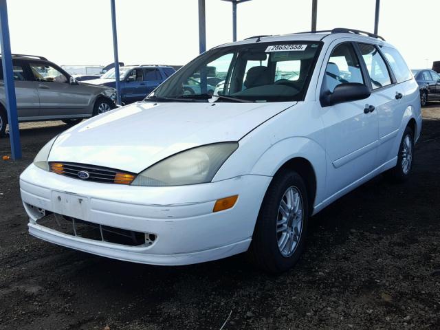 1FAHP36363W186281 - 2003 FORD FOCUS SE WHITE photo 2