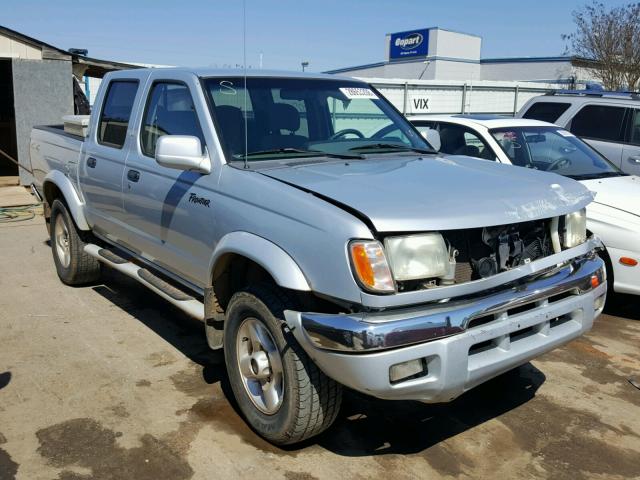 1N6ED27Y1YC435781 - 2000 NISSAN FRONTIER C SILVER photo 1