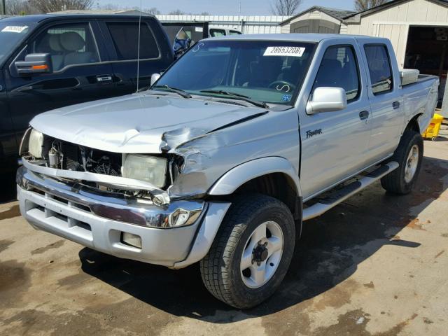 1N6ED27Y1YC435781 - 2000 NISSAN FRONTIER C SILVER photo 2